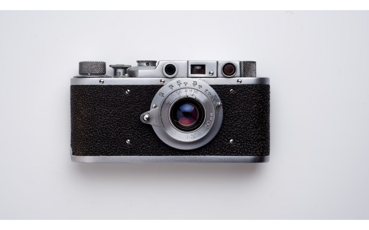 7 Best Rangefinder Cameras In 2024