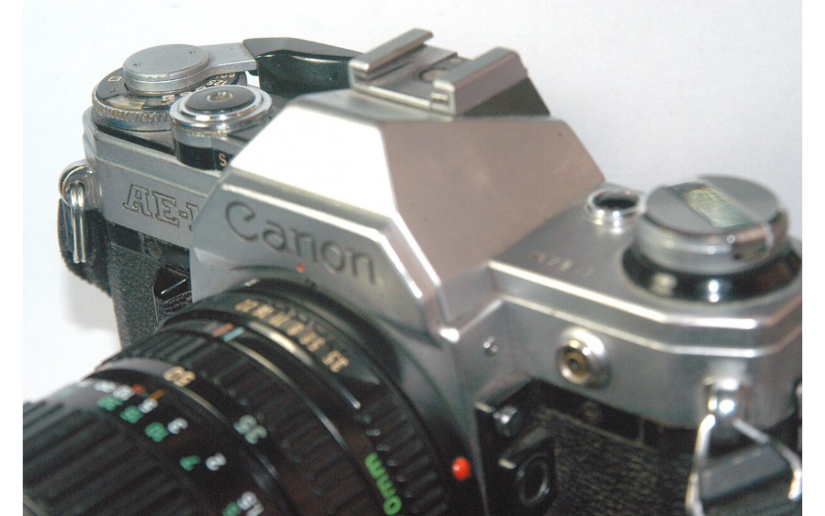 Canon may release a retro full-frame camera to commemorate the 50th anniversary of the Canon AE-1